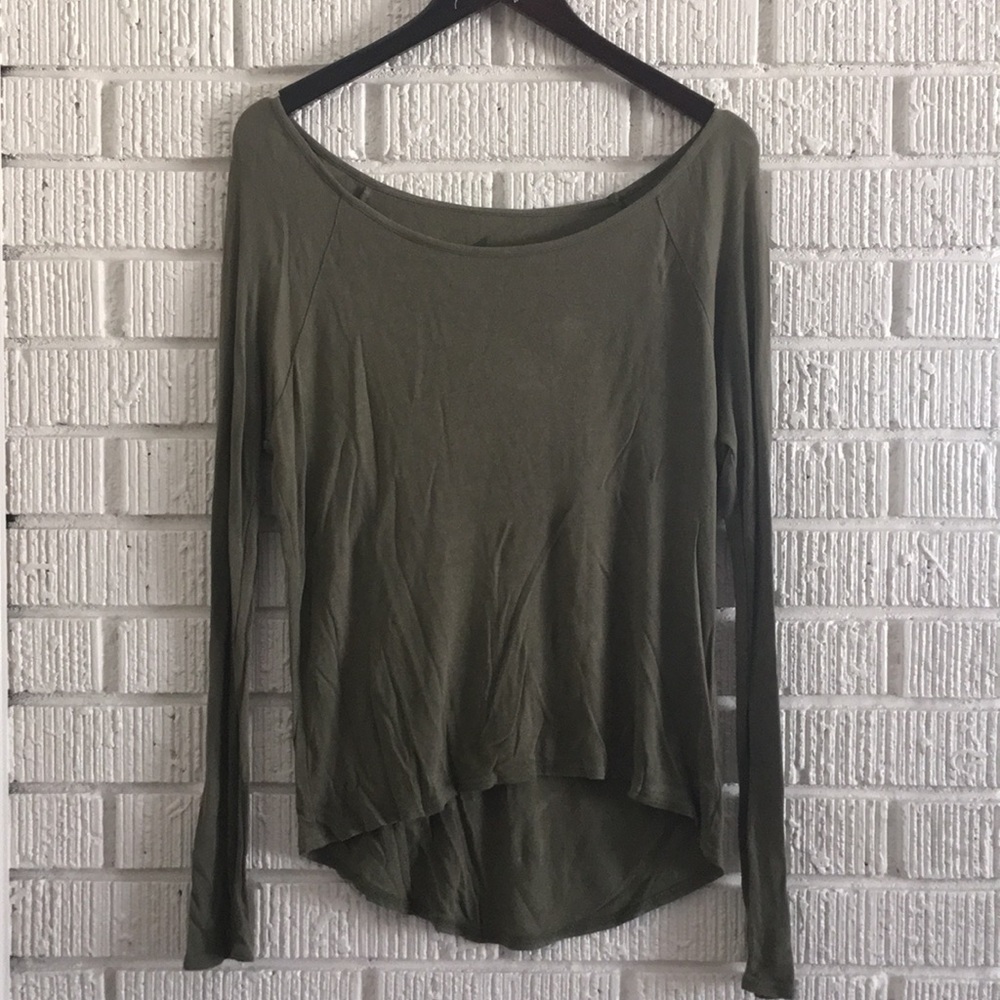 Volcom top